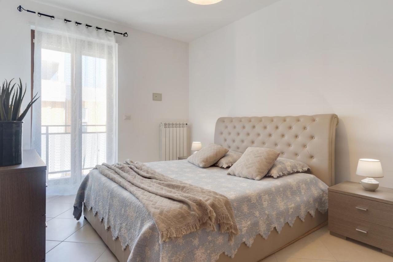 Appartamento Adriana Lecce Exterior foto